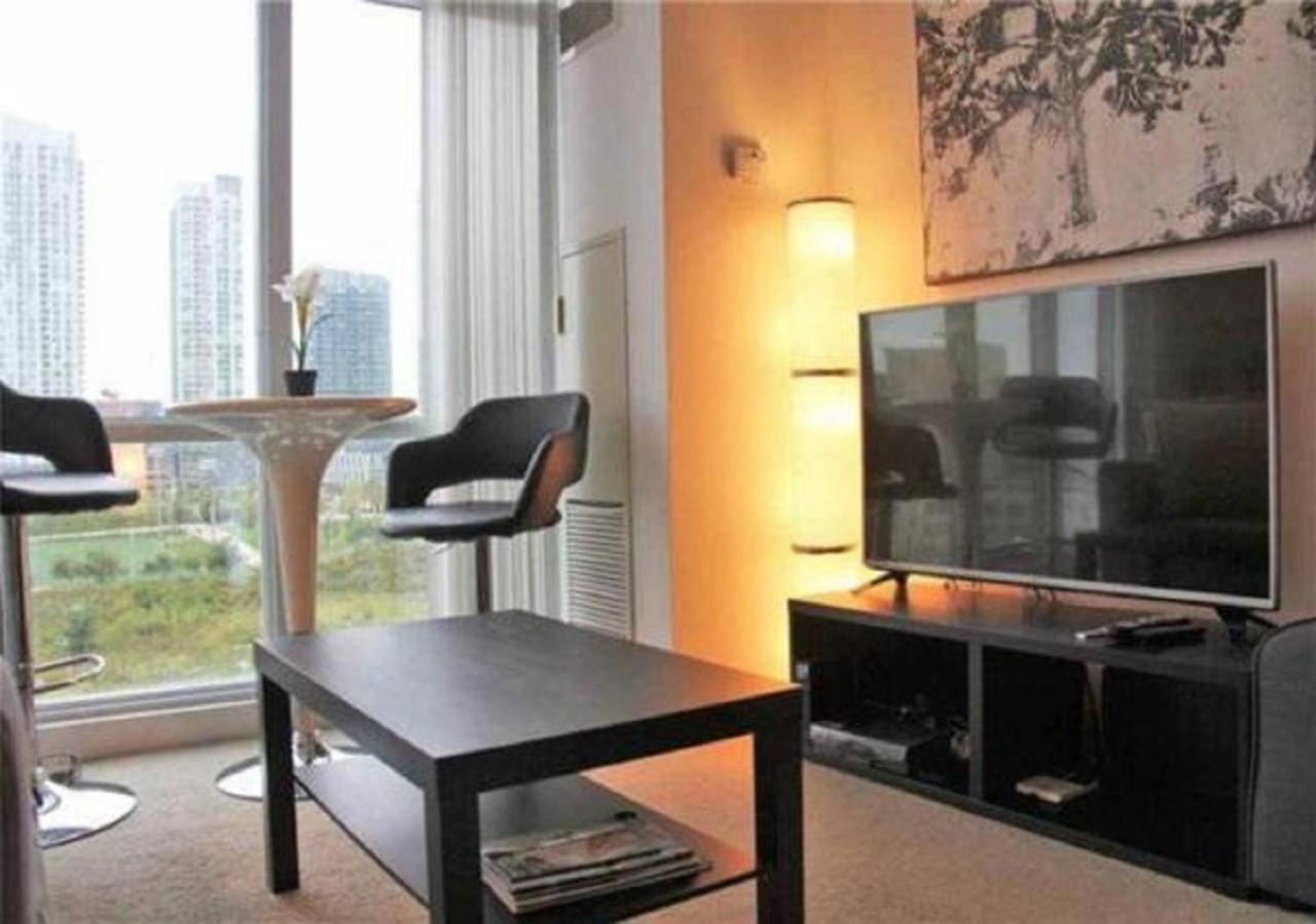 Micasa Suites - Stylish Condo By Cn Tower Торонто Экстерьер фото