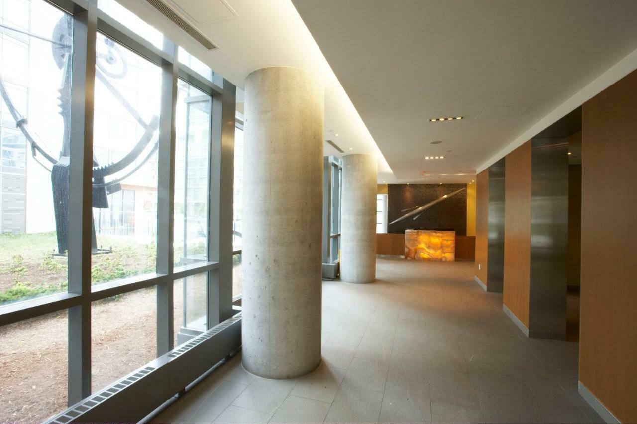 Micasa Suites - Stylish Condo By Cn Tower Торонто Экстерьер фото